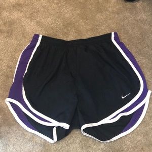 Nike shorts small